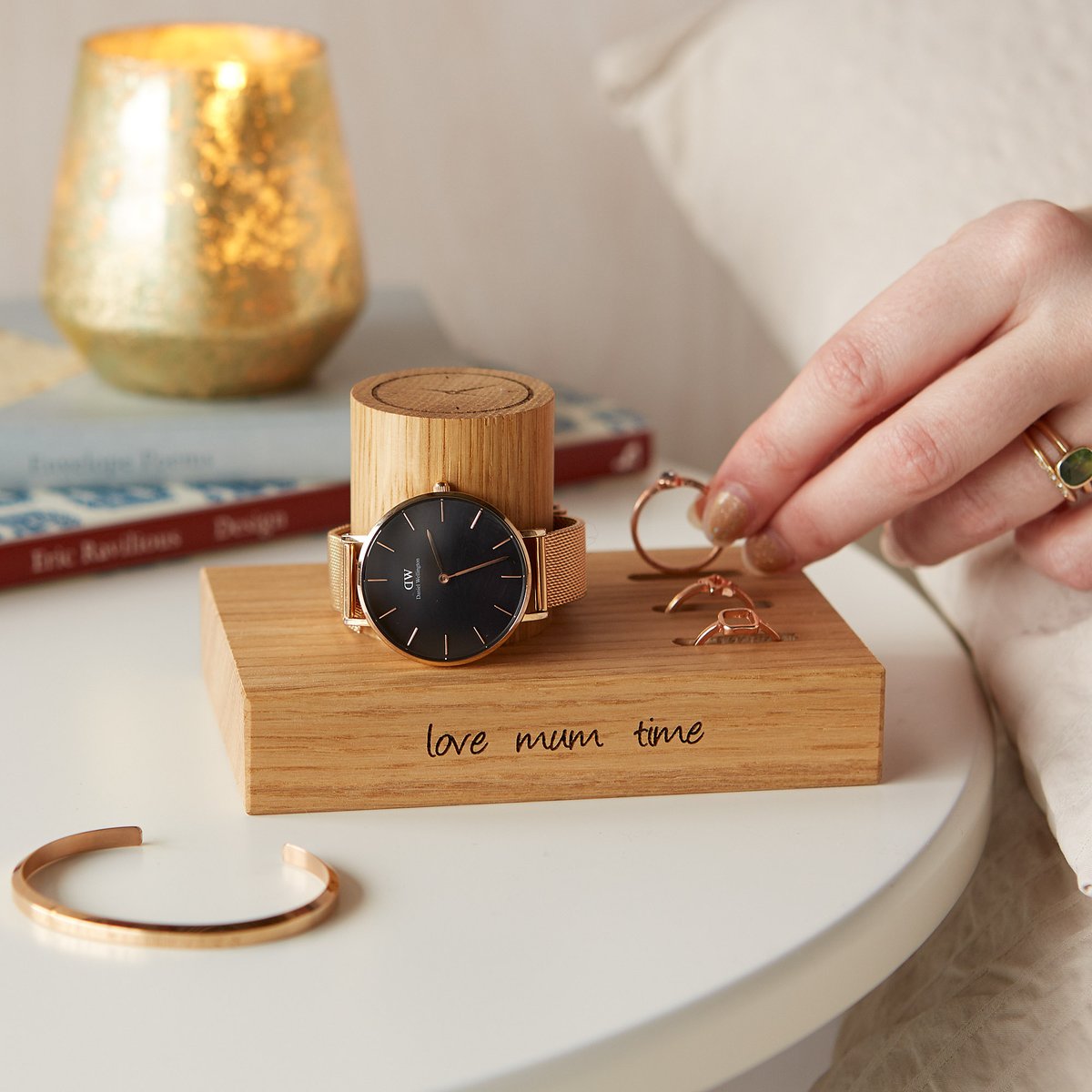 MUM TIME IS PRECIOUS TIME!

Personalised watch and ring stand, thoughtful, practical and personal what better for Mother's Day?
mijmoj.co.uk/?s=ladies+watch
#mumtime #timeisprecious #mumgift #MothersDay2022 #shoplocal #SupportSmallBusinesses #crafted #madeinwales