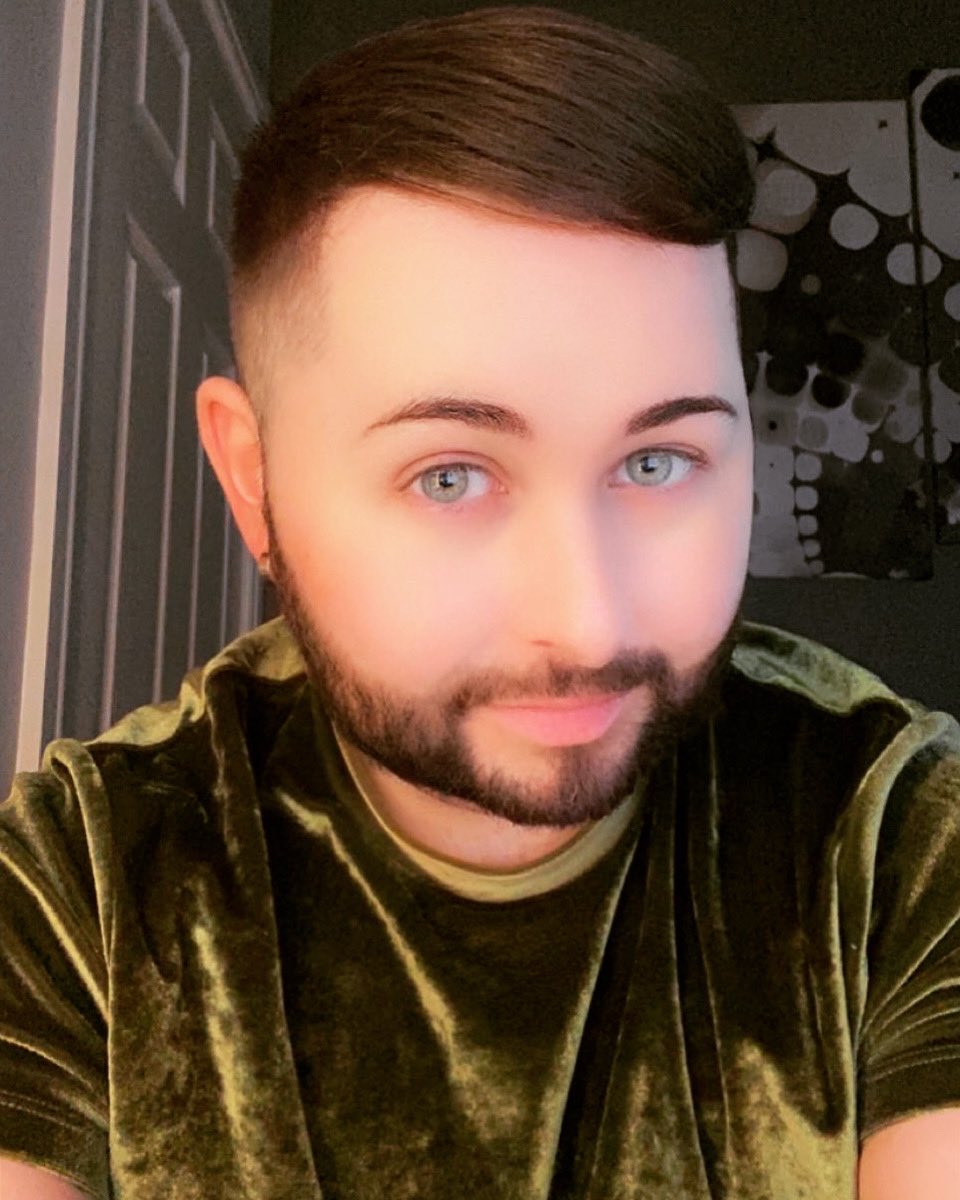 Birthday selfie 🥳 St Paddy’s day has come and gone again. Thank you so much to everyone who has taken the time to wish me a Happy Birthday! #birthdayselfie #birthday #birthdayboy #stpaddysday