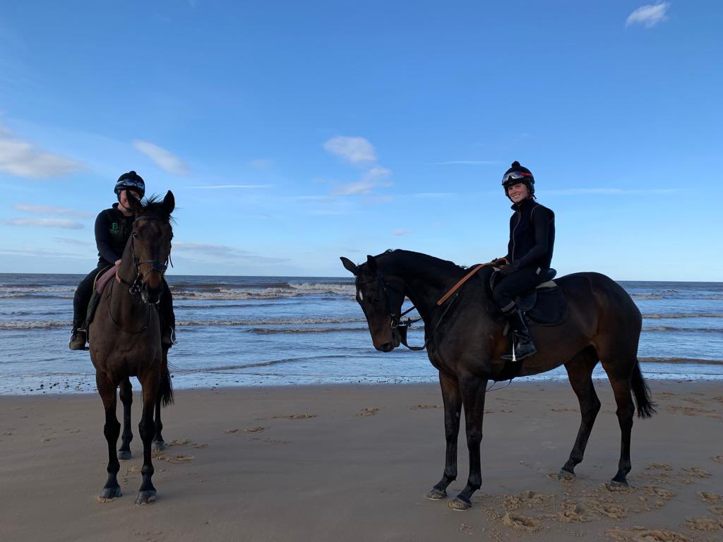 Amy Murphy Racing tweet media