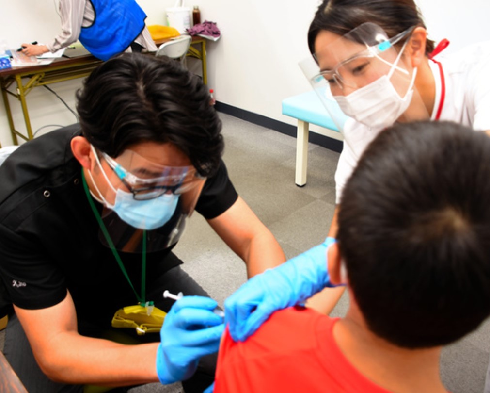liacp3's tweet photo. #Japon La ministra de vacunación, Noriko Horiuchi, informó hoy sobre la disponibilidad de unos cuatro millones de dosis contra la #COVID19 para completar la inmunización de los niños entre cinco y 11 años de edad
https://t.co/zoRMHeHbur
@PLprensalatina https://t.co/9WxUlqThGd