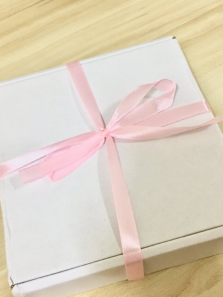 anzflwr's tweet photo. 💌 #flwrmail
Hii @kkoosagi ! I finally received the package, ang cuteee💗 thank you so much sa pa giveaway hehe kinikilig ako saur muchh and thank you ulit sa lollipops and wiggles my favvvvvv <33
#kkoosagigives #kkoosagifairies https://t.co/cH8dVglk5d