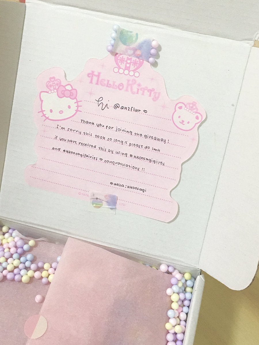anzflwr's tweet photo. 💌 #flwrmail
Hii @kkoosagi ! I finally received the package, ang cuteee💗 thank you so much sa pa giveaway hehe kinikilig ako saur muchh and thank you ulit sa lollipops and wiggles my favvvvvv <33
#kkoosagigives #kkoosagifairies https://t.co/cH8dVglk5d