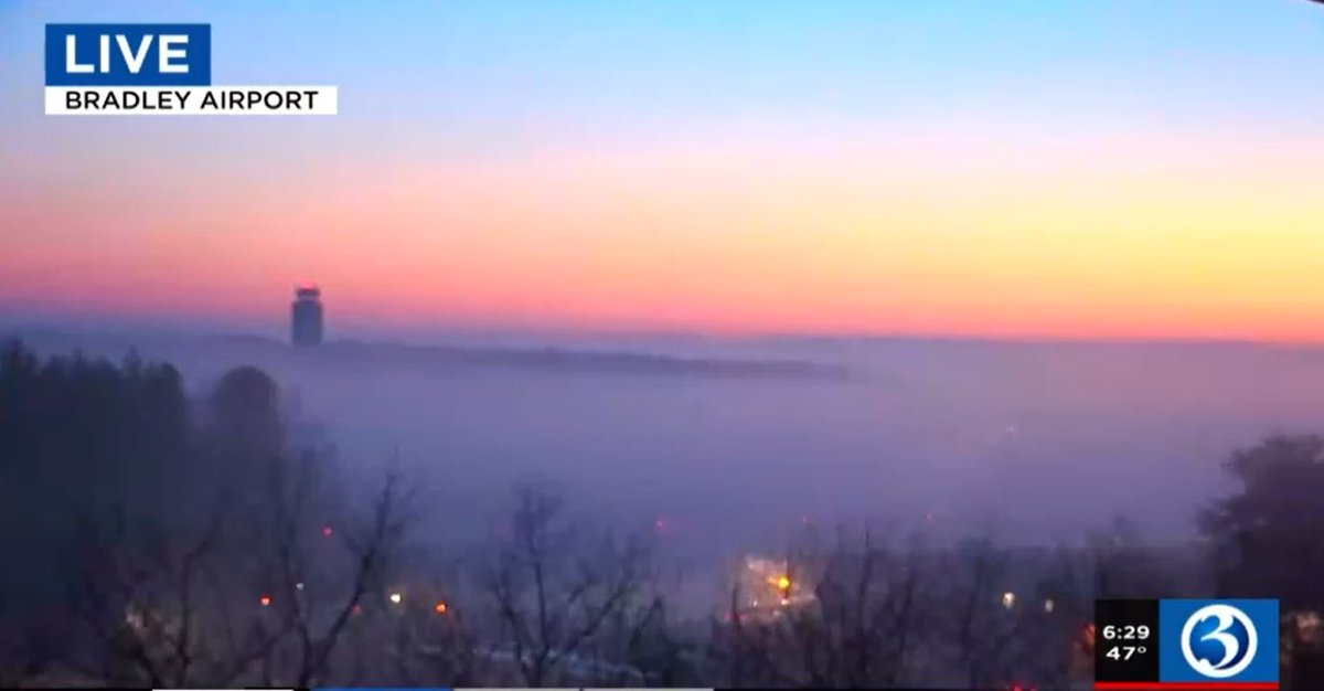 NicoleNalepaTV's tweet photo. It’s pea soup out there this morning… @ScotHaney3 said the #DenseFogAdvisory is in effect in #LITCHFIELD Cty until 9AM. But he has been showing us a lot of other foggy #iCams around CT!

After the fog? How does high 60s/low 70s sound?! ☀️😍

#HappyFriday #weatheron3 #WFSBthisAM https://t.co/zqCRG7lMpB
