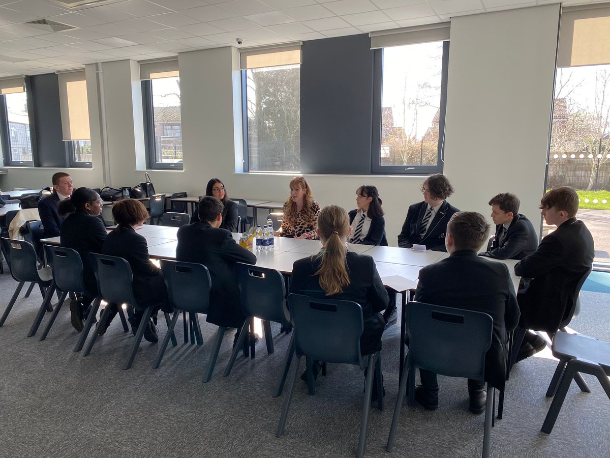 AngelaRayner's tweet photo. Really lovely morning being grilled by the students of Laurus Ryecroft School in Littlemoss, Droylsden.

Thank you for having me! https://t.co/ulfqld5Db0