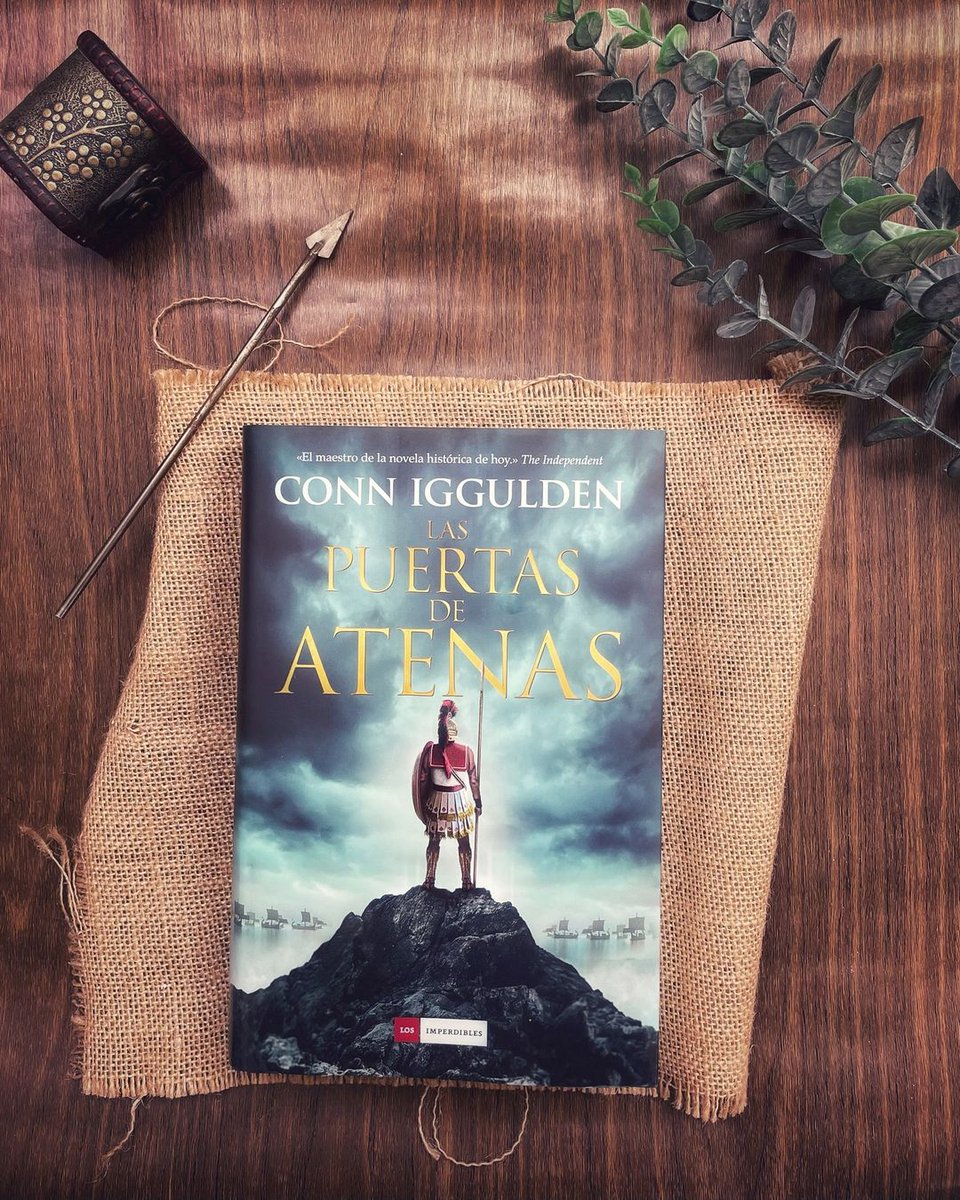Duomo_ed's tweet photo. En el #DíaDelPadre os recomendamos #LasPuertasDeAtenas.
Una novela histórica para vivir la batalla más memorable de la historia antigua. #DuomoEdiciones #LecturasRecomendadas #ConnIggulden autor de la saga #LaGuerraDeLasDosRosas https://t.co/PVXFOWDNiR