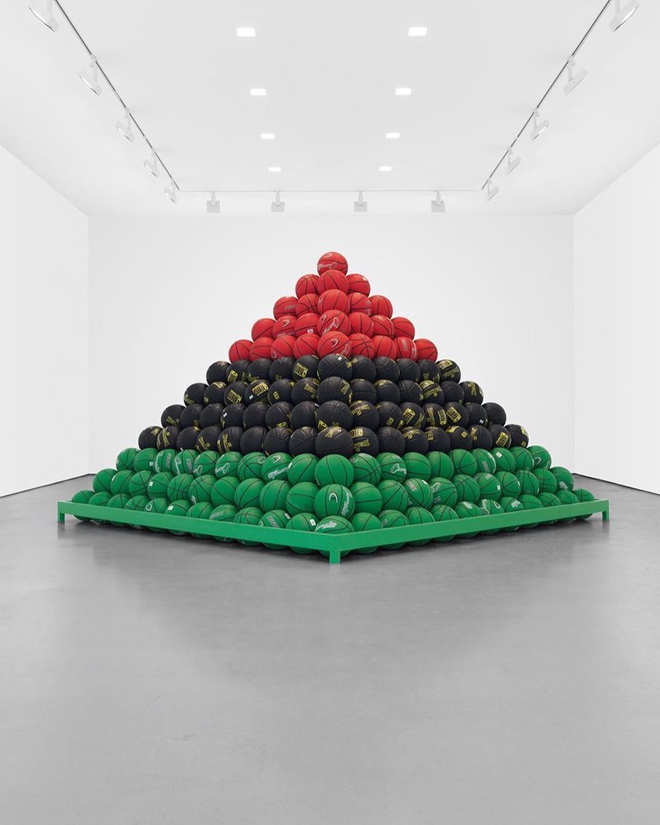 brababella's tweet photo. “Liberation” by #DavidHuffman
More info at: https://t.co/Vgak7oOpwc
#basketball #basket #artinstallation #installazione #installation #installationview #exhibitionview #contemporaryart #artecontemporanea https://t.co/I8sUBElT8n