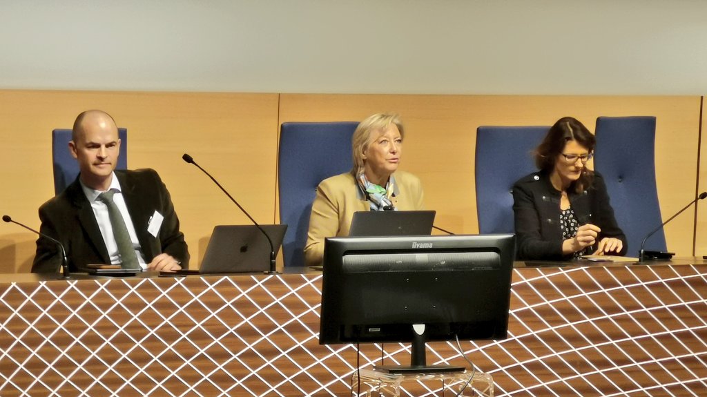 s_cluzel's tweet photo. En ouverture de l'assemblée plénière du Conseil national consultatif des personnes handicapées avec @JBoroy, Président du @CNCPH_fr, pour rappeler les dispositifs mis en oeuvre pour l'accès aux droits des personnes en situation de handicap et les chantiers encore en cours. https://t.co/CiFFMUz7Nw