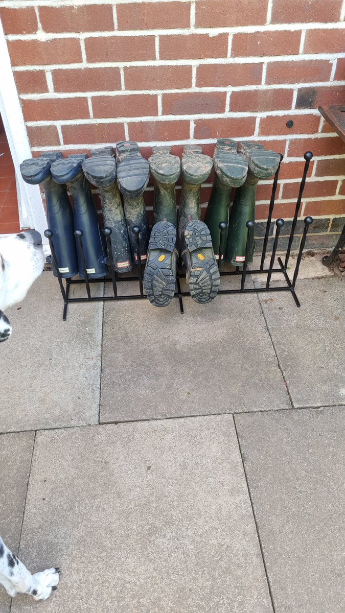 wimborneiron's tweet image. To keep all you wellington boots nice and tidy these are what you need 

wimbornewroughtironworks.co.uk/shop/12-boot-h…
#kingof #wrought #bootstore