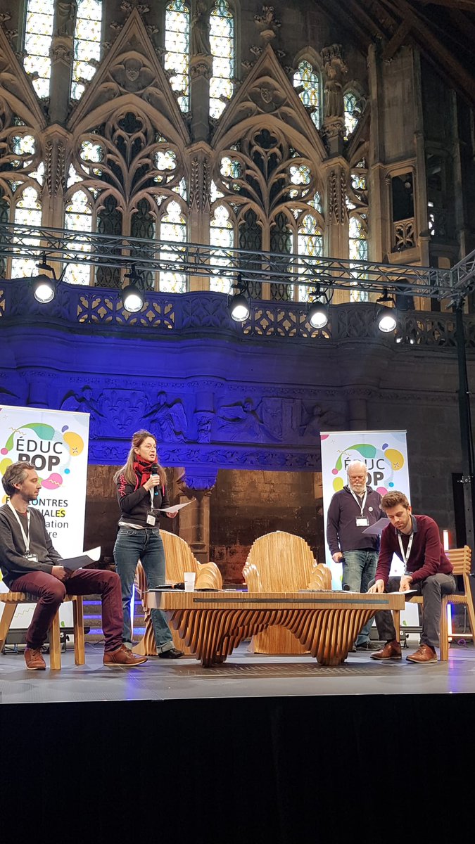 Ce matin Audrey Baudeau du <a href="/Cnajep/">CNAJEP</a> animait la conférence "Etat des lieux" des #RNEP aux côtés de <a href="/DNiorthe/">Dominique Niorthe</a> du <a href="/CrajepNA/">Crajep NouvAquitaine</a> et Fred Billy de la Compagnie Ca Va Sans Dire #educpop