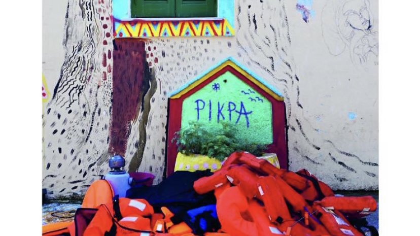 f_grillmeier's tweet photo. Kurt Bry, known for his nature &amp; humanitarian photography and documentation of the solidarity camp #Pikpa on #Lesvos in the last years, has just been brought to the court of #Mytilini now, being accused of espionage after taking pictures at main port. https://t.co/znsdbMEFir