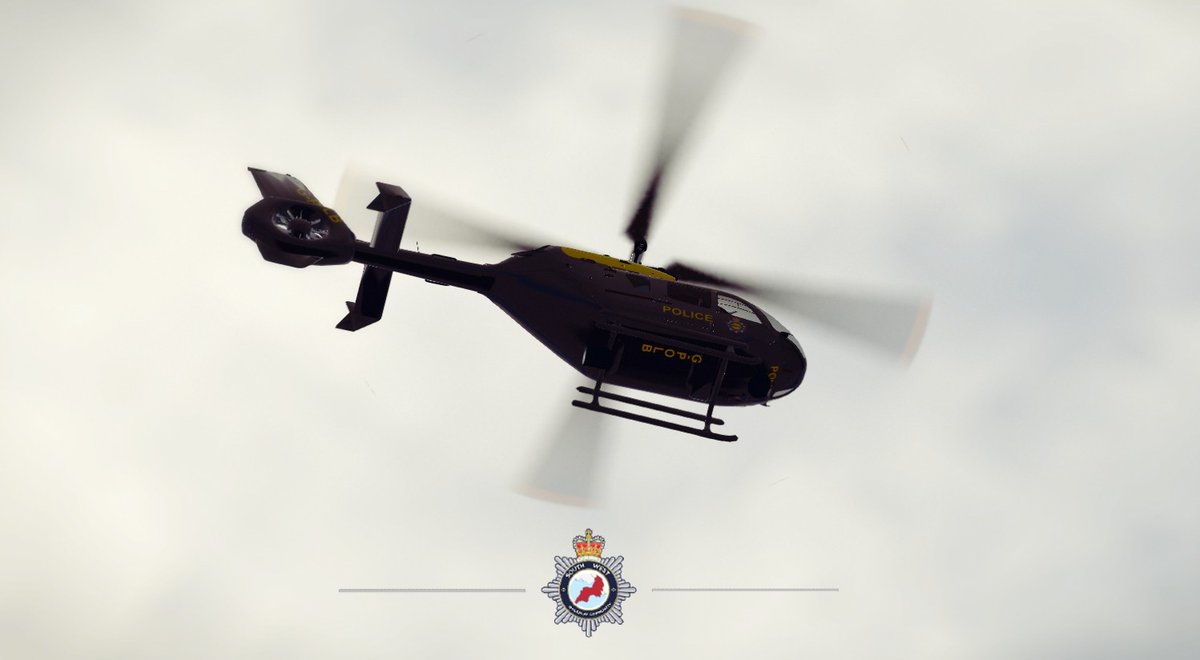 ARG_SWRPC's tweet photo. Look at what a few people caught whilst standing on the bridges above the motorways! Our ARG heading out on their first ANPR hit of the day! But what is that? It is NPAS assisting our team from up above which the traffic officer took a photo of whilst on scene! https://t.co/7HETePF31o