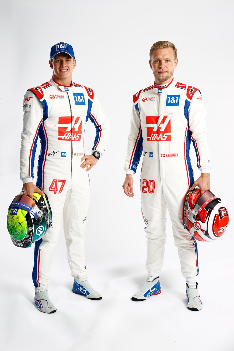 HaasF1Team's tweet photo. Y'all ready for this? 🎶

#HaasF1 #BahrainGP https://t.co/8WHcvlZtKU