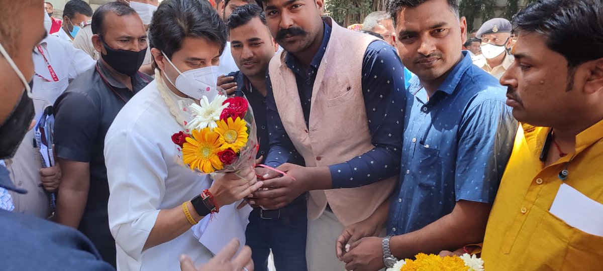 @GRSAssociation   <a href="/RSSorg/">RSS</a> <a href="/DrMohanBhagwat/">Mohan Bhagwat</a> <a href="/PMOIndia/">PMO India</a> <a href="/narendramodi/">Narendra Modi</a> <a href="/JM_Scindia/">Jyotiraditya M. Scindia</a>  <a href="/drnarottammisra/">Dr Narottam Mishra</a> @Iamsisodia1 <a href="/rashtrapatibhvn/">President of India</a> श्री <a href="/ChouhanShivraj/">Shivraj Singh Chouhan</a> जी
ट्वीटर निवेदन क्रमांक:-1225
महोदय ग्रामीण रोजगार सहायक का वेतन बड़ाने तथा उन्हें नियमित करने का कष्ट करें