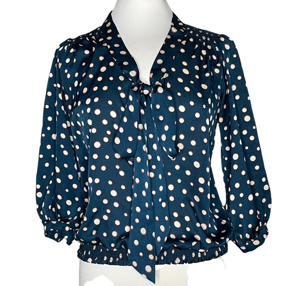 So good I had to share! Check out all the items I'm loving on <a href="/Poshmarkapp/">Poshmark</a> from @lgamble66 #poshmark #fashion #style #shopmycloset #helzbergdiamonds #pendleton #francescascollections: posh.mk/hcwlVvROuob