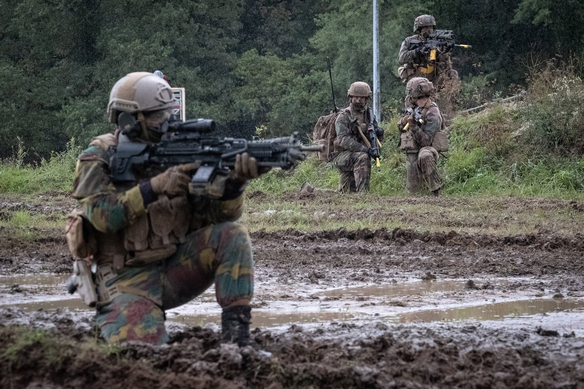 ArmyInnovaEU's tweet photo. 📢Today is Friday! We have selected our favourite #Picsoftheweek!
📸 @armeedeterre
📸 @Deutsches_Heer
📸 @Exercito_pt
📸 @KarjalanPR
Which one do you like the most? 👇
#Europe #StrongerTogether #France #Germany #Portugal #Finland https://t.co/rto6v7HW95