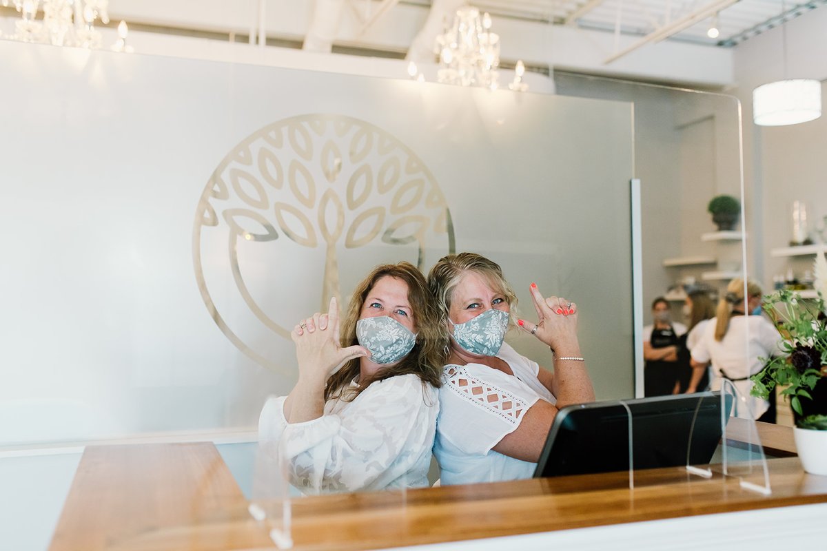 Nourish_Spa's tweet photo. MASK UPDATE:

 We are thrilled to allow ourselves and our guests the freedom of personal choice when you visit our spa. We support all clients to mask at your discretion ❤️. 
#maskon #maskoff #youdecide #yourchoice #covidmaskmandate https://t.co/8KfPd4Foh7