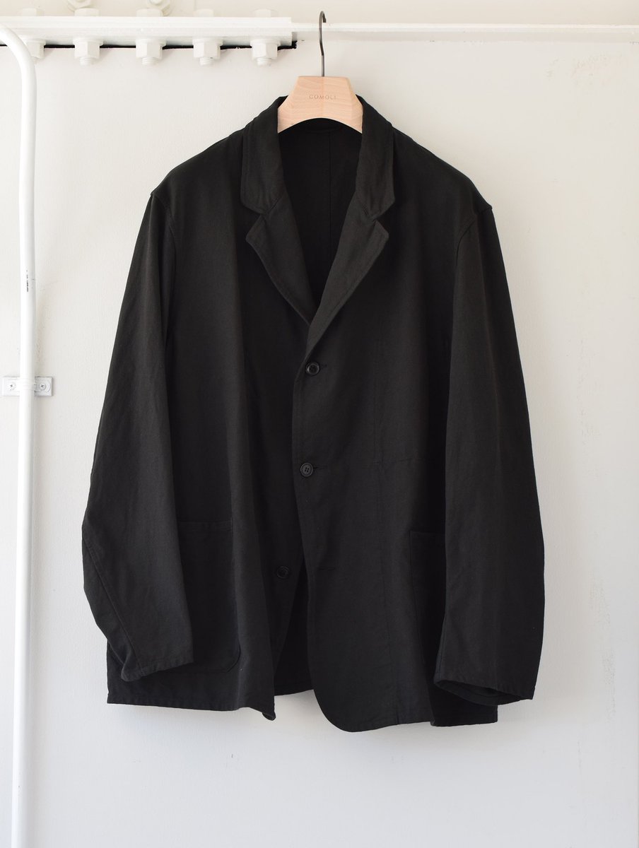 SP_JBV's tweet photo. COMOLI 22SS 
ブラック　ワークジャケット
¥46,200-(tax in)

ウール天竺　長袖クルー
¥30,800-(tax in)

ウール　2Bジャケット
¥63,800-(tax in)

ウール　2タックパンツ
¥39,600-(tax in)
-
#comoli
#コモリ
#ジャックインザネット
#エスピー
#岐阜セレクトショップ
#ギフセレクトショップ https://t.co/tboz16BObn