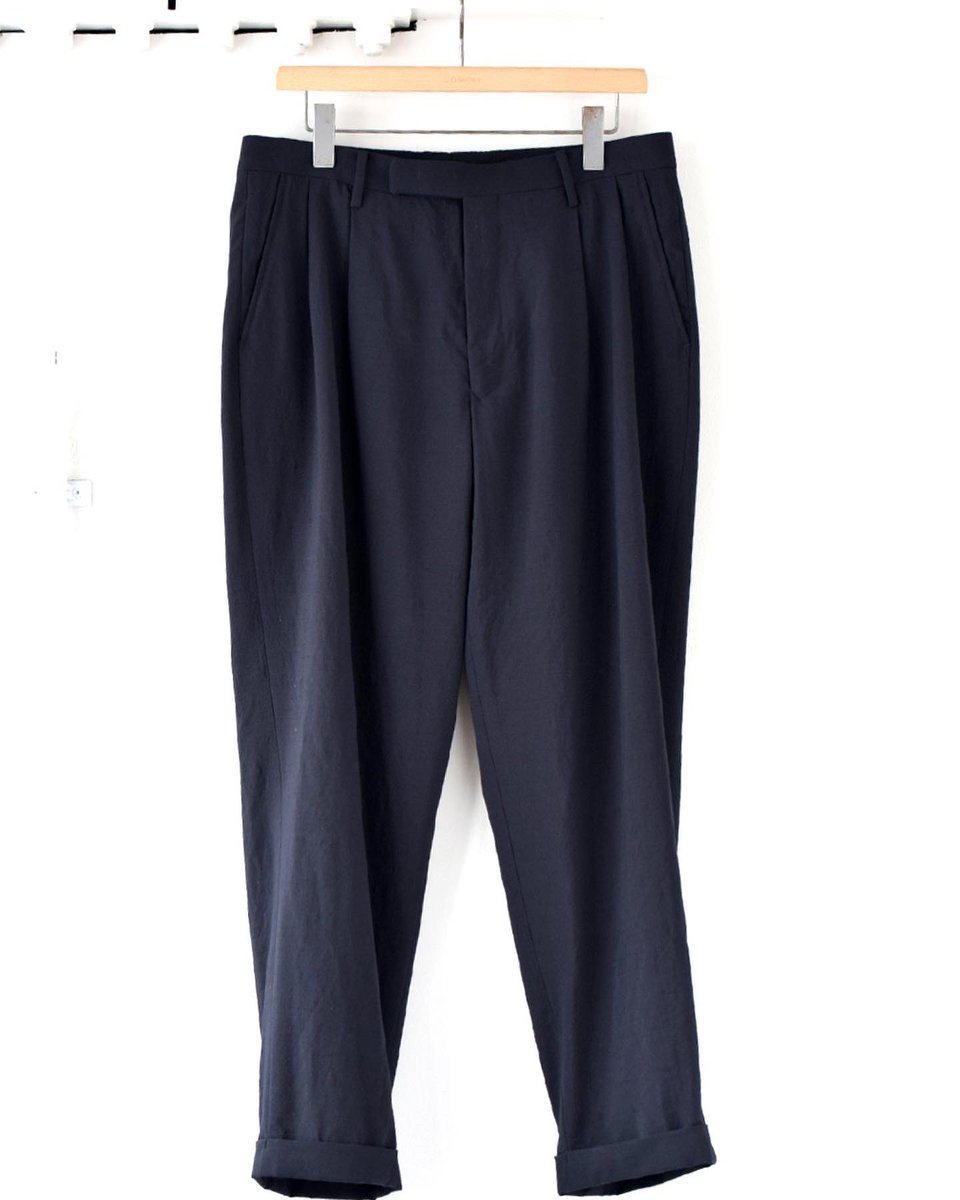 SP_JBV's tweet photo. COMOLI 22SS 
ブラック　ワークジャケット
¥46,200-(tax in)

ウール天竺　長袖クルー
¥30,800-(tax in)

ウール　2Bジャケット
¥63,800-(tax in)

ウール　2タックパンツ
¥39,600-(tax in)
-
#comoli
#コモリ
#ジャックインザネット
#エスピー
#岐阜セレクトショップ
#ギフセレクトショップ https://t.co/tboz16BObn