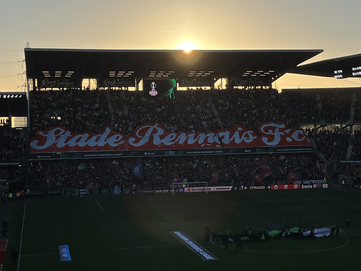 lobwinners's tweet photo. Leaving Rennes soon - had a great trip and enjoyed it, Rennes fans provided a brilliant atmosphere and were sporting at the end shaking hands. Even swapped my scarf with one of them. Would definitely come back here. https://t.co/gyLO1YjUwM