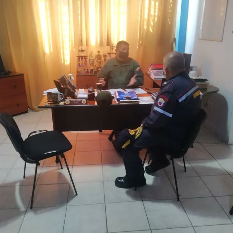 La tarde de ayer nuestro el jefe de Redan Gral (B) Ángel Muñoz sostuvo encuentro con el Coronel (FANB) Jonny Berroteran Jefe de seguridad ciudadana del estado MONAGAS donde se trataron puntos de mucha importancia en relación a los cuerpos de bomberos de esa entidad