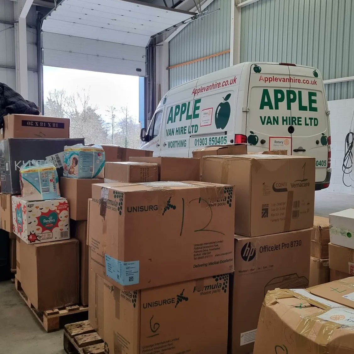 HighdownRotary's tweet photo. Yesterday two of our members dropped the items off to Bridgwater.
22,000 medical items were unloaded and put onto pallets ready for loading onto a #Rotary lorry for #ukraine
Our thanks again to both Apple van hire Worthing and @MTTorg
#PeopleOfAction #Highdown #local #sussex https://t.co/uWXaa70HXo