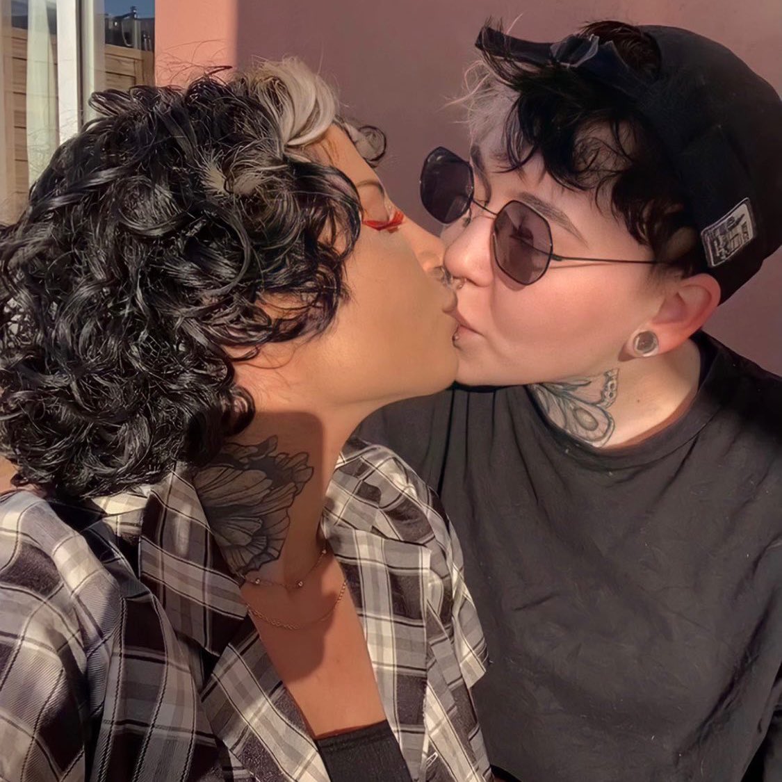 noorsdeath's tweet photo. happy 11 months to the love of my life 🖤 you’re the best thing that ever happened to me. https://t.co/RjaXsQRTWS