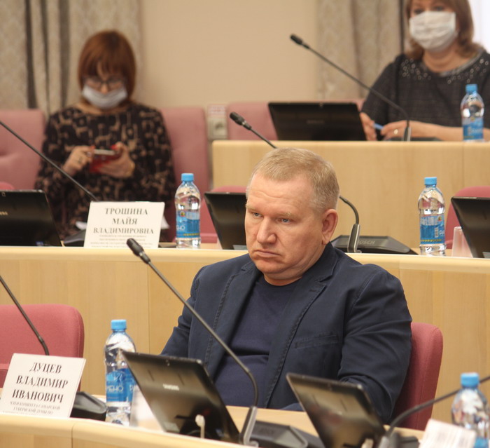 Расширить право на бесплатную юридическую помощь   
17 марта под председательством Екатерины Кузьмичевой состоялось заседание комитета Самарской Губернской Думы по законодательству, законности и правопорядку.

 samgd.ru/contents/27896…