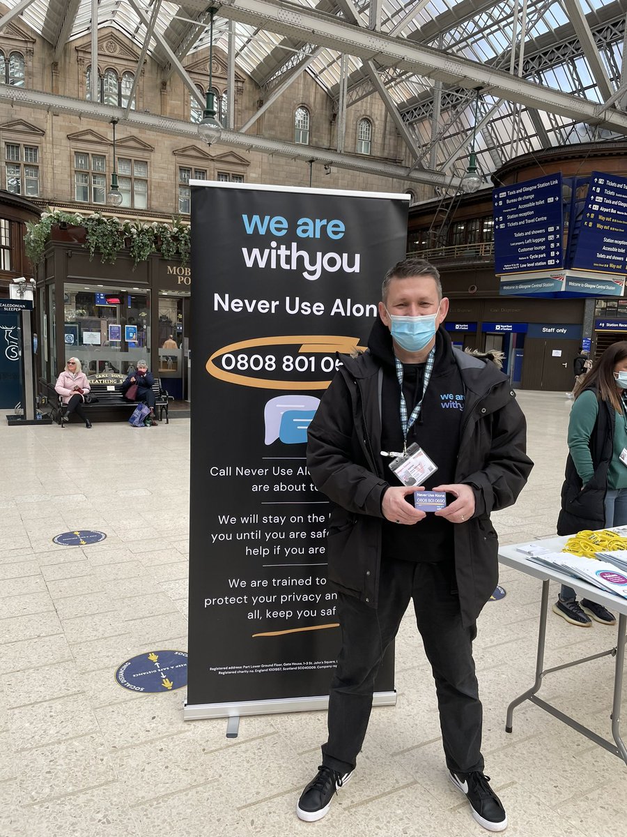 sezemy's tweet photo. @GJneverusealone Gregor out in Central St in Glasgow today. https://t.co/4YOHexYIzv