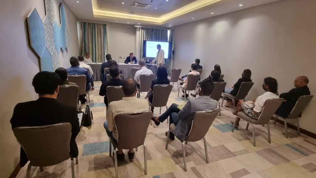 MBA_Mauritius's tweet photo. #MauritiusBankersAssociation hosts two sessions on Sanctions &amp; Counter-Terrorist Financing, ft. illicit finance experts from the UK’s @hmtreasury. Our thanks to: British High Commissioner @UKHCCharlotte for facilitating this event. @EssooDaniel #amlcft #banking #finance https://t.co/Bo07NujZUi