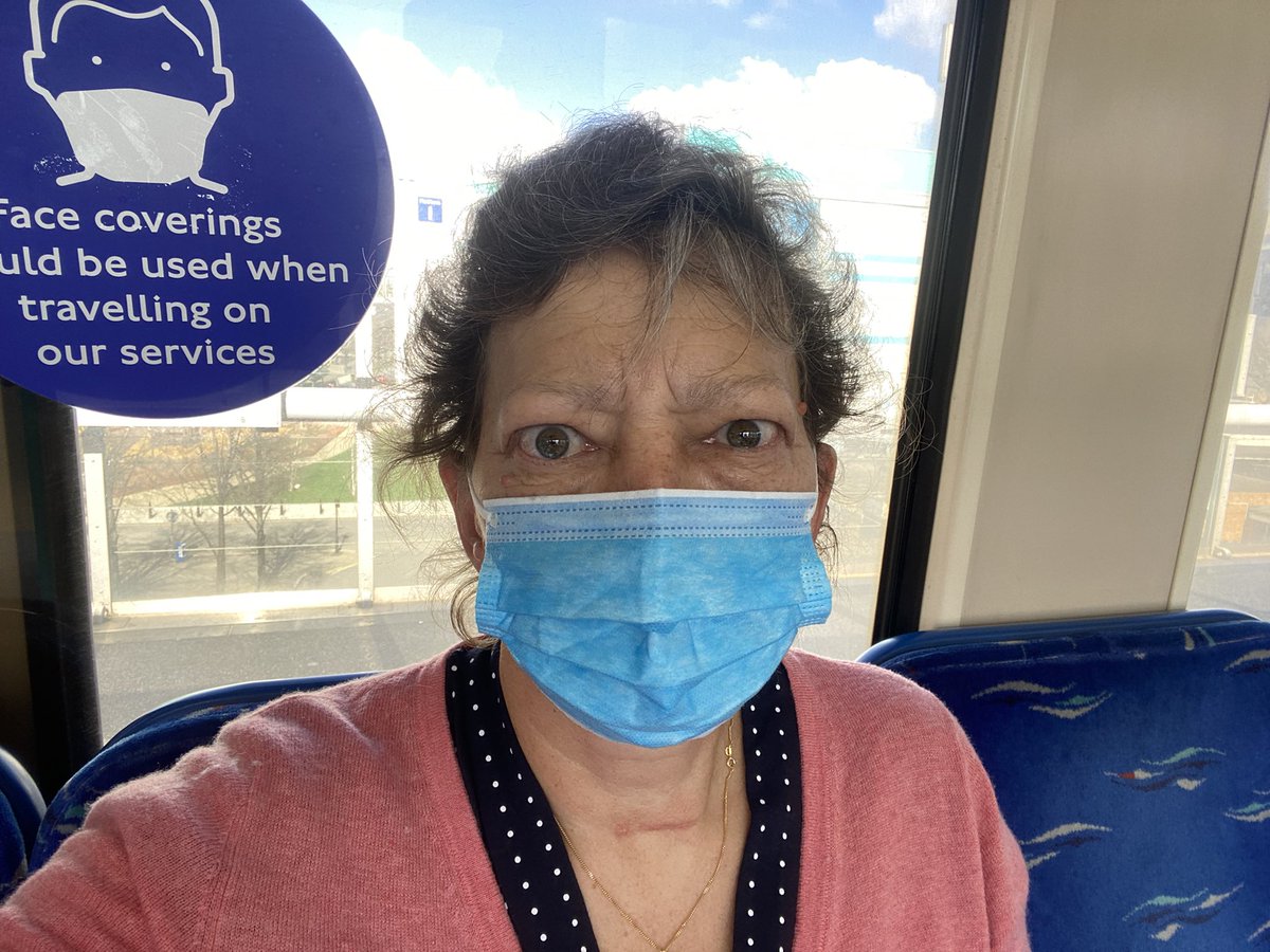 Melissavet64's tweet photo. In my way home after a busy week of meetings @RedTractorFood on Tuesday then @theRCVS council and today Joint Officers with @BritishVets You donβt need to agree π―% of the time but you always need to #communicate #makingconnectionscount https://t.co/AkmXE6BkZw