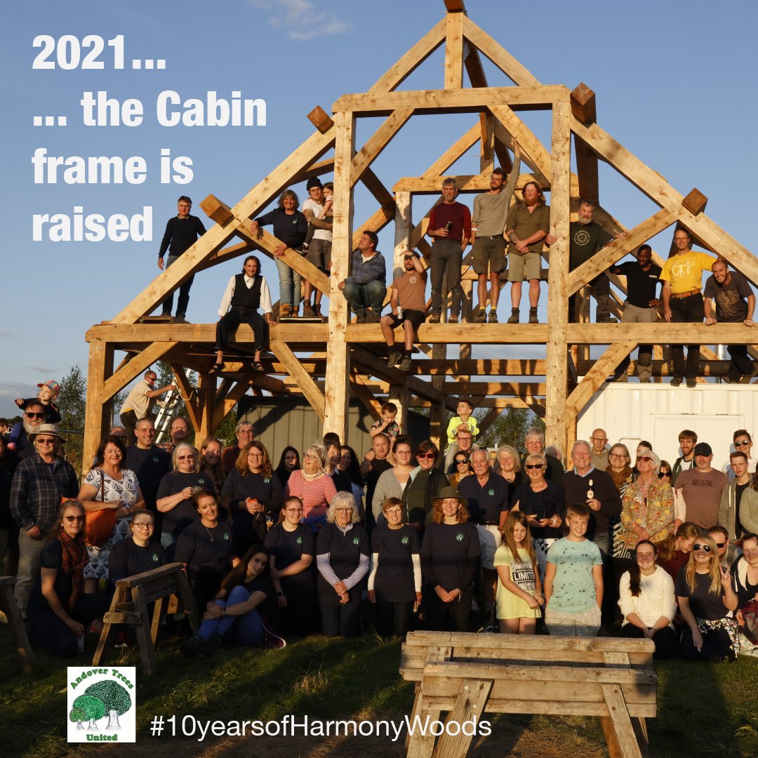 Andover_Trees's tweet photo. #10YearsOfHarmonyWoods
2021
🌟February, trees for the Cabin are felled for us by The Middleton Estate in Harewood Forest 
🌟Jun-Aug, The Carpenters' Fellowship build &amp; raise the timber frame for the Cabin! 1/8 https://t.co/4PadokjiZZ