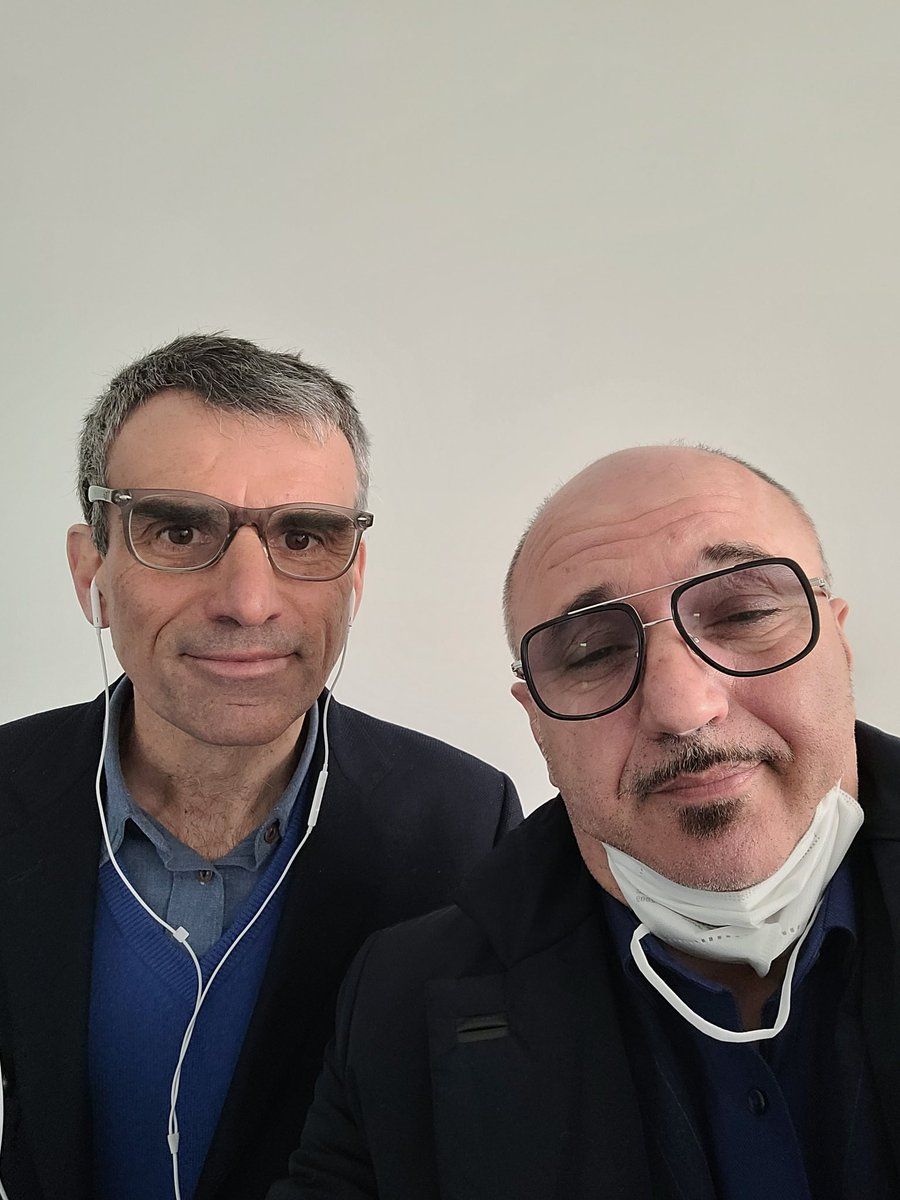 mimmopesce1's tweet photo. Il grande Nino Frassica!
#amicodeivip
@QSVS_Official https://t.co/9v38aRWqRV