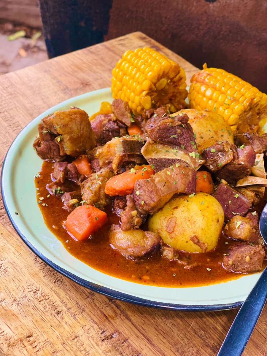 Mr_Ndash's tweet photo. Lamb Stew done for a client π
#Ndashfood Catering https://t.co/uYDt8q0qDe