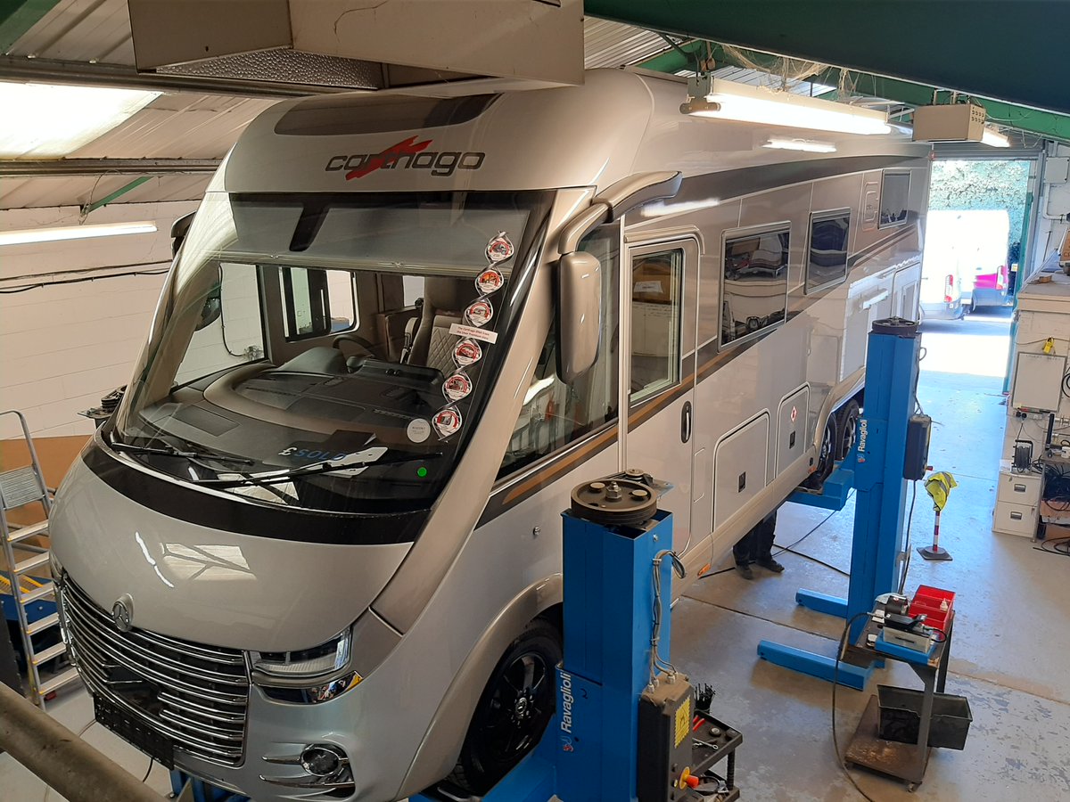 RosmiaUK's tweet photo. The sun is out and caravan and motorhome season is almost upon us! If you're looking for a new @EPHydraulics leveling system or @VBAirUK suspension system, we're just a phone call away:
☎: 01444 880022
📨: info@rosmia.co.uk
💻: https://t.co/fbyz977nWR https://t.co/bxvRg14RAD