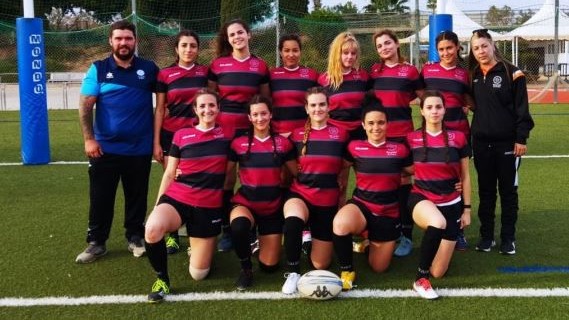 huelva24's tweet photo. La Universidad de #Huelva cuenta por primera vez con un equipo femenino de #rugby, que participará en el Campeonato de #Andalucía 
https://t.co/lmFvIdTtiw @UniHuelva @rojas_narciso
@CRTartessos https://t.co/fZGkdCcoqN
