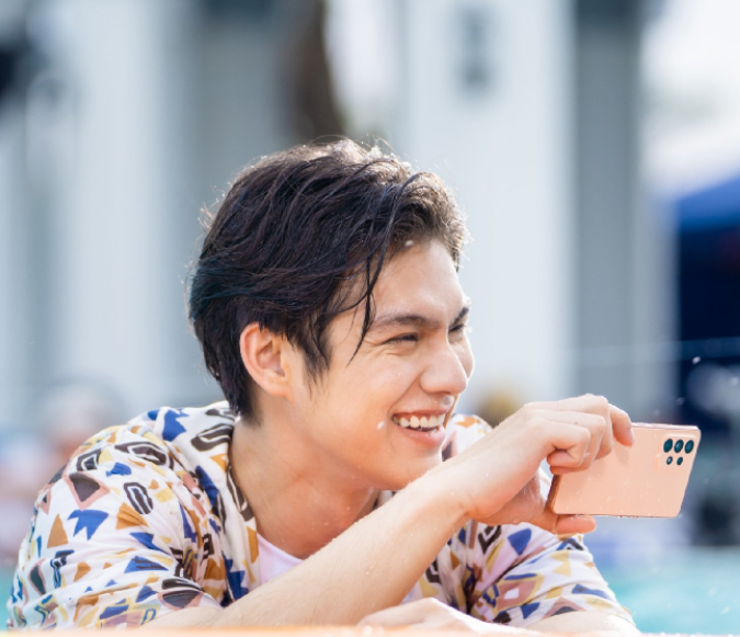 ItafvshiTruther's tweet photo. I love it when he smiles and his eyes get wrinkles ITS SO ADORABLE ASKJDAKKFHV
#AwesomeB #bbrightvc
#BrightVachirawit https://t.co/JtmGt8ZCoi
