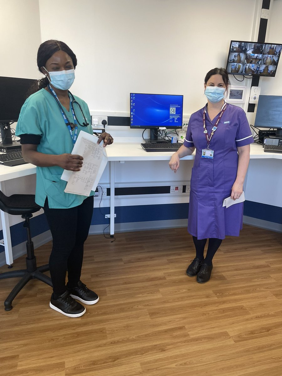 Claire Rawes (@crawes_nurse) on Twitter photo #Feedbackfriday #Matronwalkround Lovely welcome to ward 4 today, thank you for having us @bridgetlees1 #Feedbackfriday #Matronwalkround Lovely welcome to ward 4 today, thank you for having us @bridgetlees1