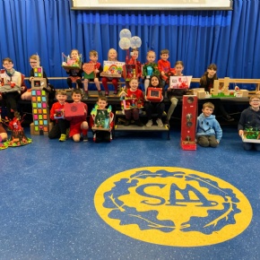 WorplesdonSch's tweet photo. This week has been so exciting at Worplesdon School, our fundraising efforts have been incredibly successful and we are delighted to say that we have raised £960 for Comic Relief so far! Check out the children's Red Nose Habitats!
 https://t.co/nPeEw6CWBk https://t.co/XR020Bljrs