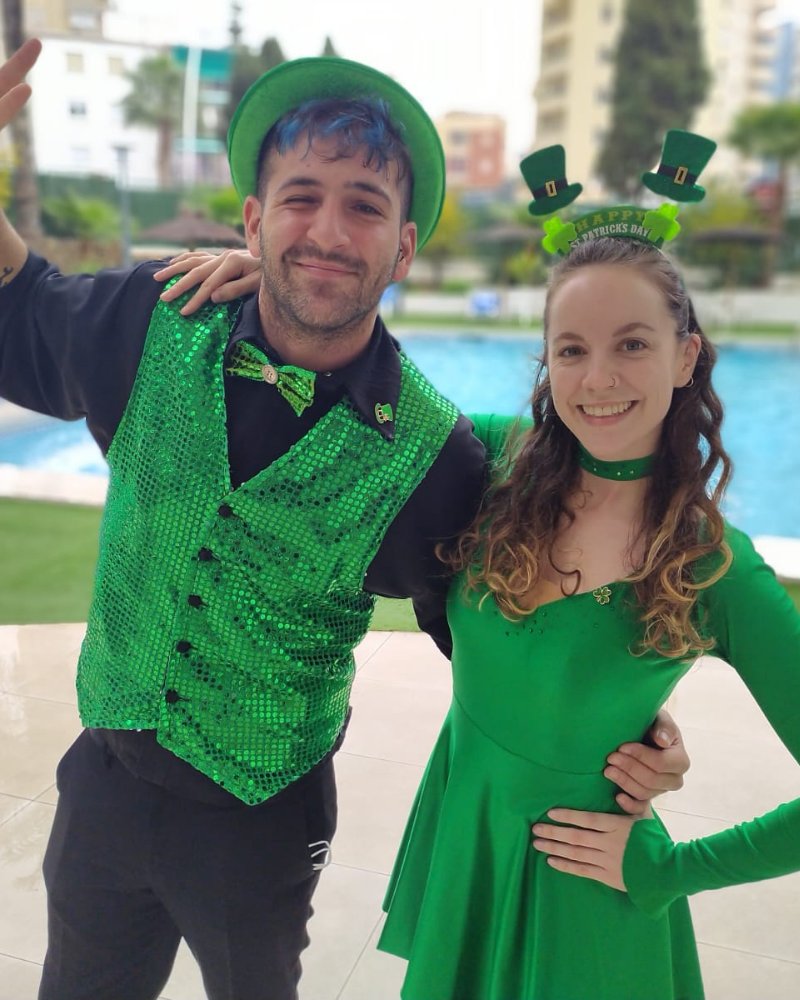 HotelesPoseidon's tweet photo. Ayer, nuestro equipo de animación lo dio todo para celebrar el día de Saint Patrick's por todo lo alto. Esperamos que lo pasarais en grande. 🍀🇮🇪🤞🏼

Yesterday, our animation team gave everything to celebrate Saint Patrick's Day. We hope you had a great time. 🍀🇮🇪🤞🏼 https://t.co/s6DwFv5inU