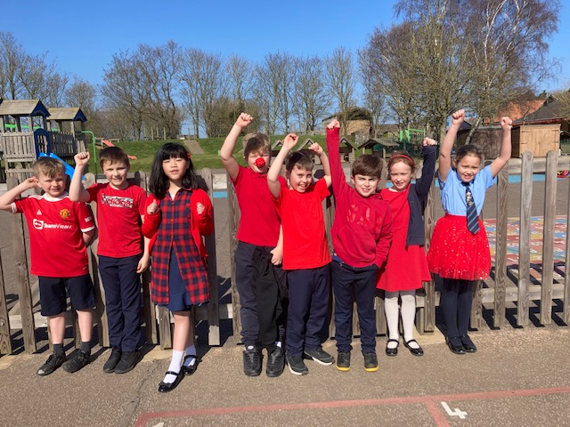 MarthamAcademy's tweet photo. All enjoying @sportrelief #RedNoseDay with some very competitive 'Nose and Spoon' races in KS2 this morning @TheOneShowShow #teamwork #collaboration #powertochangelives https://t.co/n0CK6f7ccF