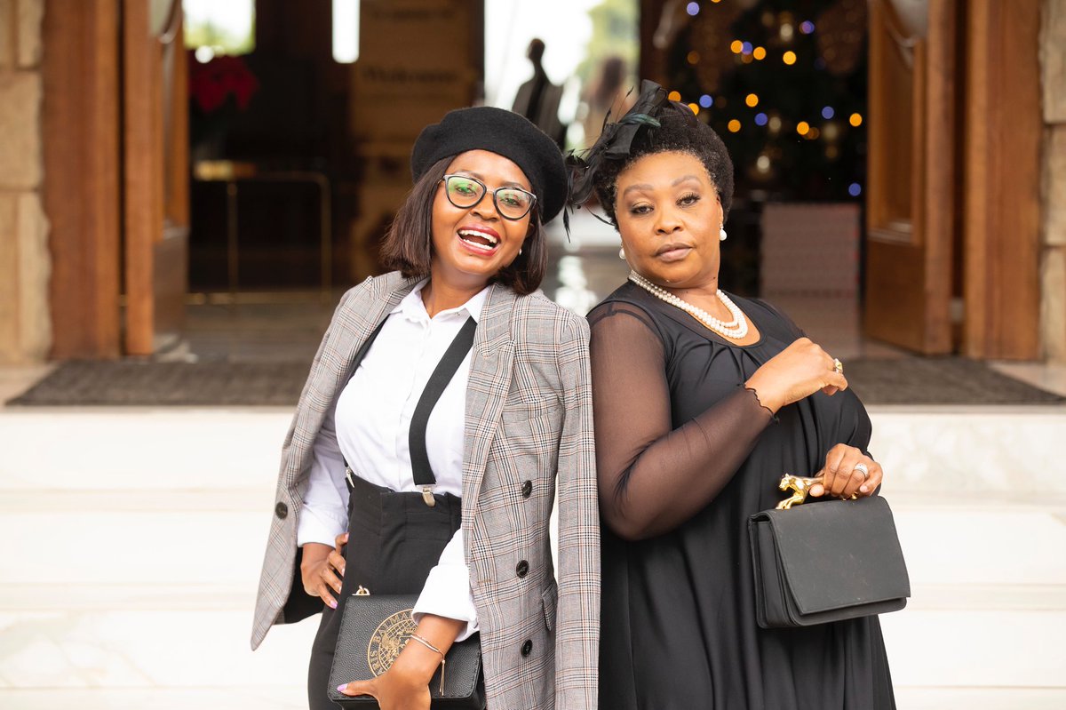 WeddingButtrfly's tweet photo. Happy Birthday Mama @YvonneChakaX2 https://t.co/XAn4pEeCDR