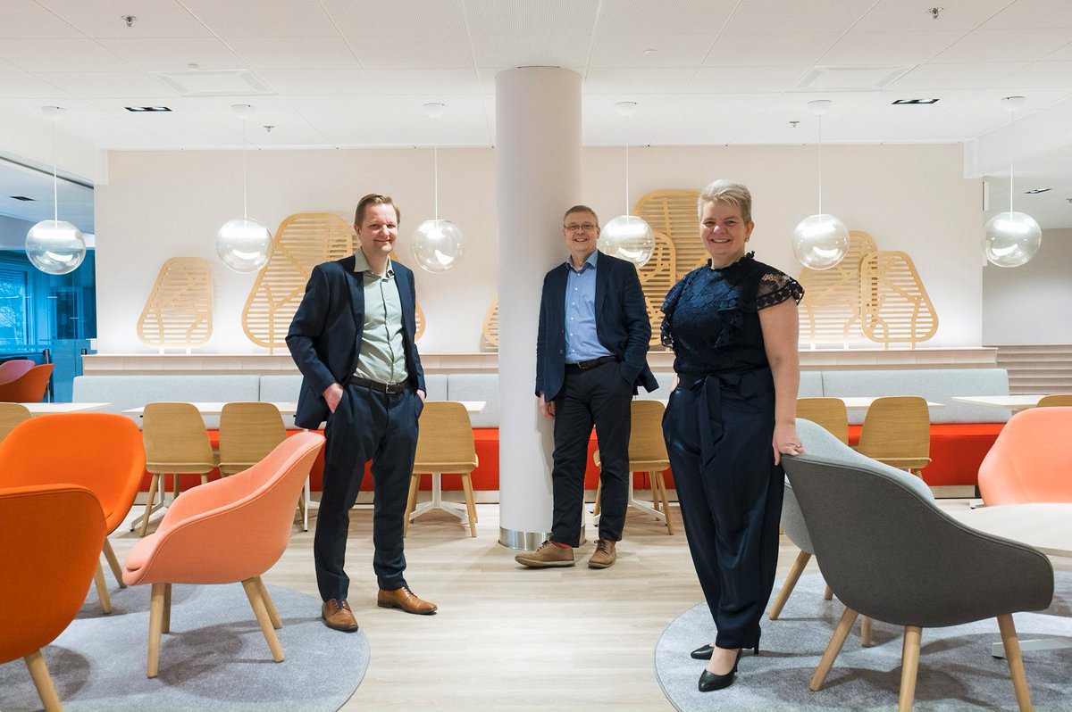 Mika_Koskinen's tweet photo. Millainen mahtaa olla tulevaisuuden ketterä kunta? Tähän kysymykseen vastaavat Fujitsun johtajat ja toimitusjohtaja tuoreessa artikkelissa. Lue lisää ➡ https://t.co/xMyIKA3Kkg
@hannakivela @HSaaks @JSelkamaa 
#omakunta #Fujitsu #sote https://t.co/OBEjATtlV6