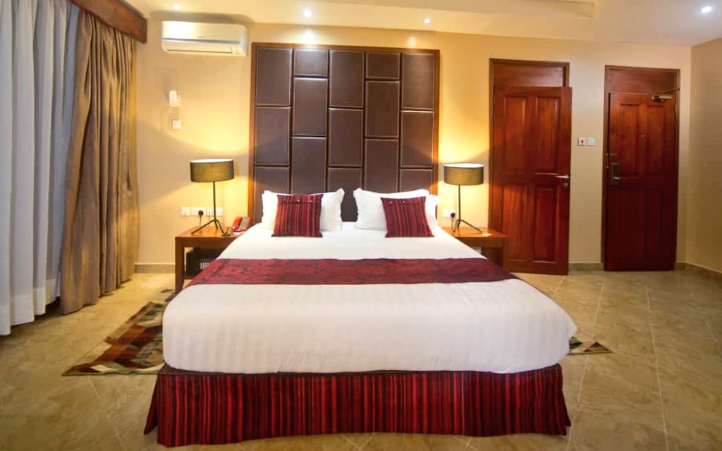 Igongocc's tweet photo. #SleepDay today and we got you covered! Book today at #Igongo. Remember, "quality sleep, sound mind, happy world"! #VisitIgongo today! https://t.co/faAsOlbjGy https://t.co/RVTNIBYFwZ