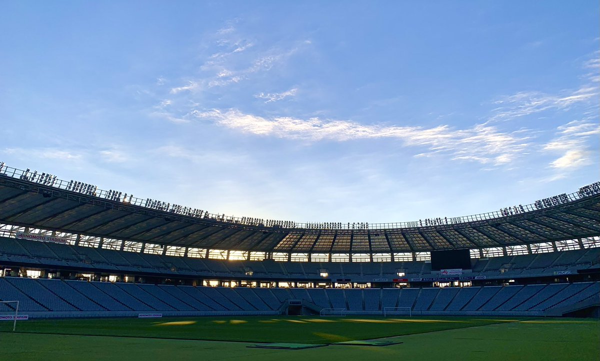 ryowen_11's tweet photo. 今週末の試合を最後に東京ヴェルディを退社します。

ヴェルディ、ベレーザを想い魂を込めて戦い続けた日々は人生で最も濃く最高に刺激的な毎日でした。全ての皆様に心から御礼申し上げます。応援してくれて、支えてくれて、共に戦ってくれて、本当にありがとうございました。
https://t.co/EfiMc9Y8zn https://t.co/33FPYpAUW9