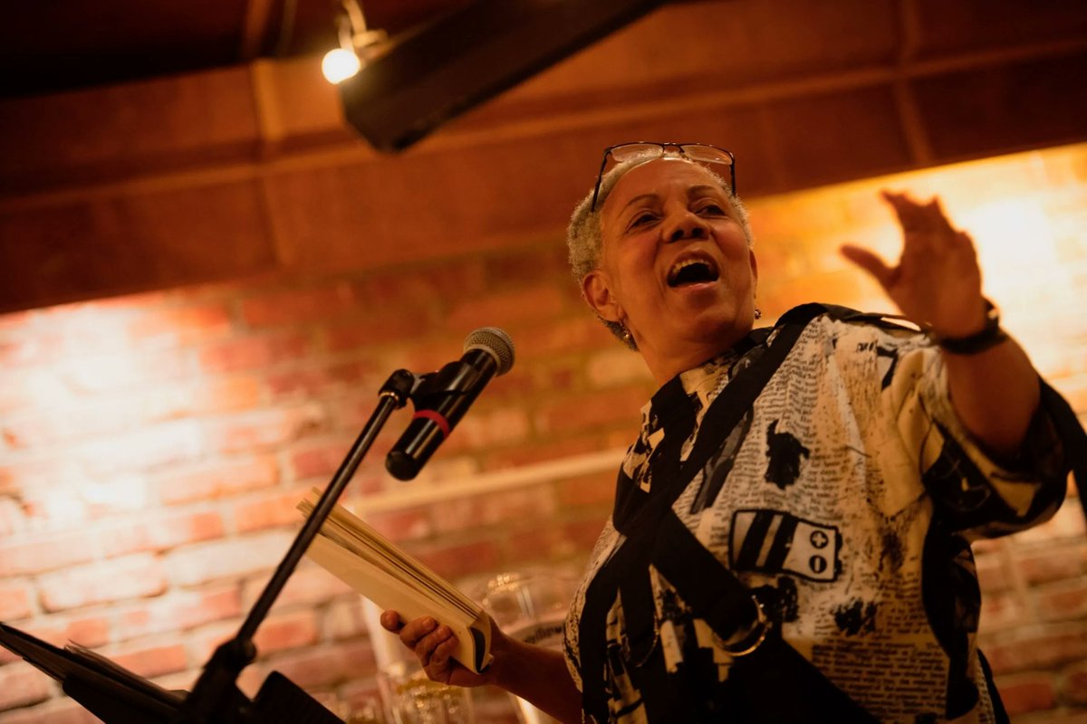 StrangerFruit1's tweet photo. Find out more about dub poet Lillian Allen who will join us on Sat 26th Mar to celebrate vocalist Jeanne Lee: https://t.co/dzeyMsPsKg
#dubpoet #Jamaican #acesupported #strangerfruit https://t.co/3uDyi1QRmj