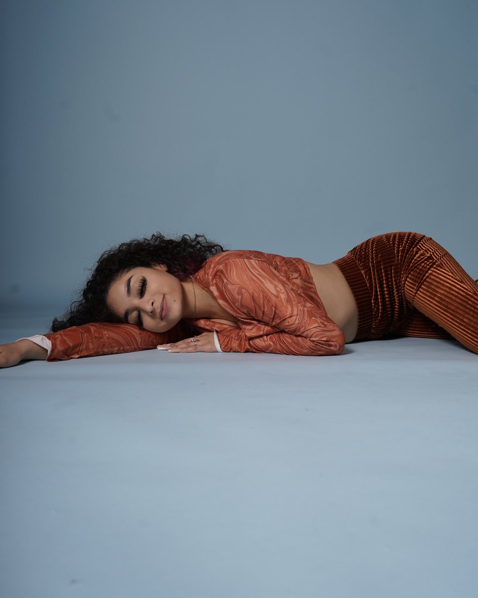MJMediaLLC1's tweet photo. Swipe to see the before 👉🏽

Jackie is literally so photogenic, if you wanna see this shoot you can watch the live shoot in our v.i.p. WOMEN ONLY group! 

🧡💜🧡💜🧡💜🧡💜🧡💜🧡💜🧡💜🧡 https://t.co/bHaxIXV8mC