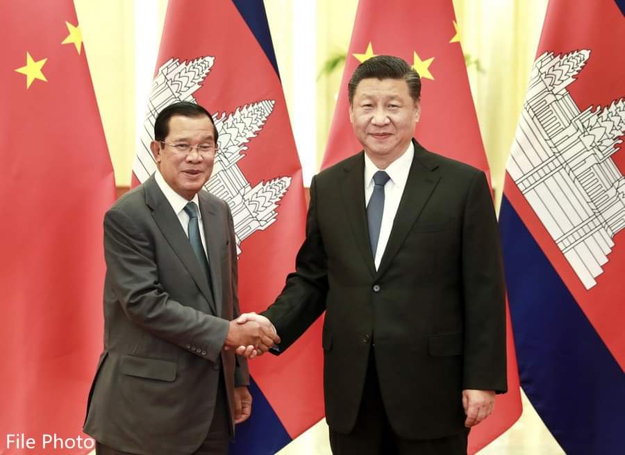 Seenukara1's tweet photo. President #XiJinping held a phone conversation with Cambodian Prime Minister #SamdechTechoHunSen on Friday, with both sides agreeing to promote Belt and Road cooperation. https://t.co/YIjZ6zMwvG