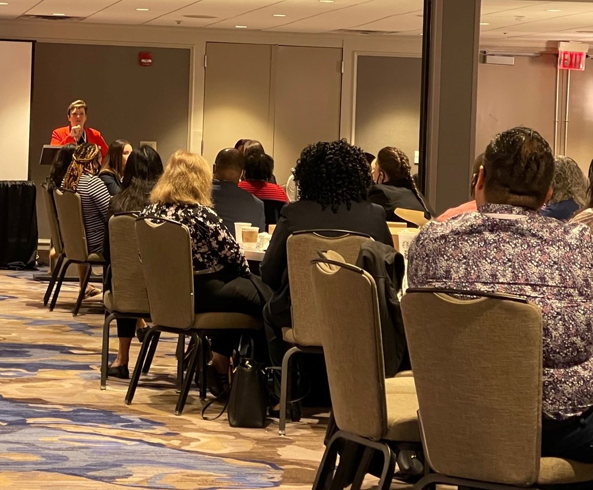 Ahead of a busy day of small group learning, participants at #DESS22 newcomers’ breakfast, learn about AAC&amp;U’s broad agenda for student learning and the advantages of a liberal education regardless of academic specialization, intended career, or the type of institution.