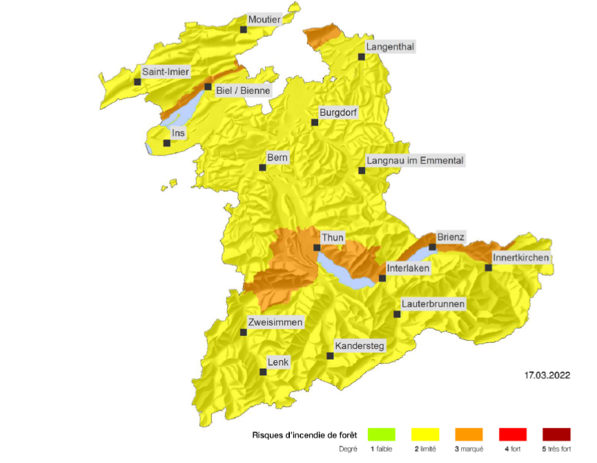 cantondeberne's tweet photo. #FeuxDeForêt
Le risque d’incendie de forêt est désormais «marqué» sur les versants sud exposés au vent et le long des lacs de Bienne, de Thoune et de Brienz. Ne faites du feu que dans les foyers fixes et abstenez-vous totalement en cas de vent.
➡️ https://t.co/Kee1NcIzHW https://t.co/5pAH8ai9dm