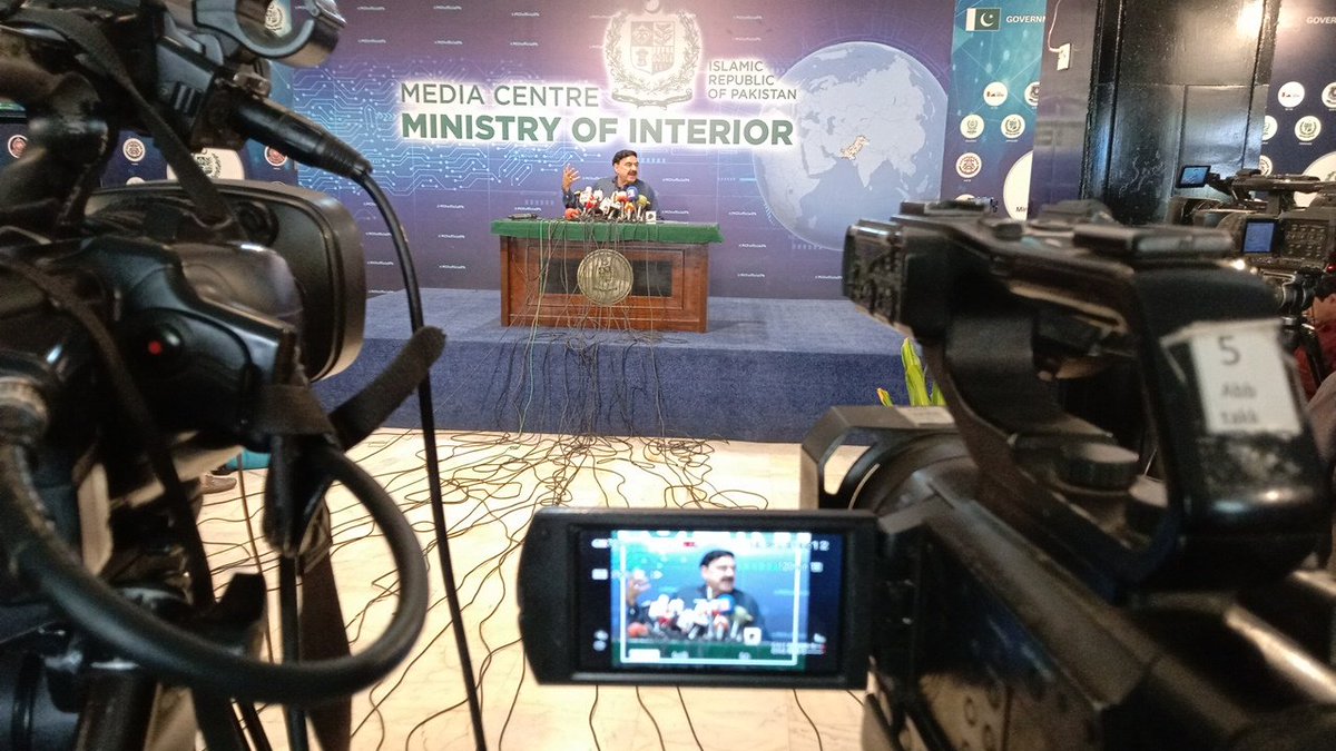 DaudSRajput98's tweet photo. #Cricket #Matches Shifted to #Lahore Stadium due to High Political Temperature in #Rawalpindi #Islamabad
#Sheikh #Rashid 🏏🇵🇰 .
#Media #Talk . https://t.co/mZ9Wb89gnX